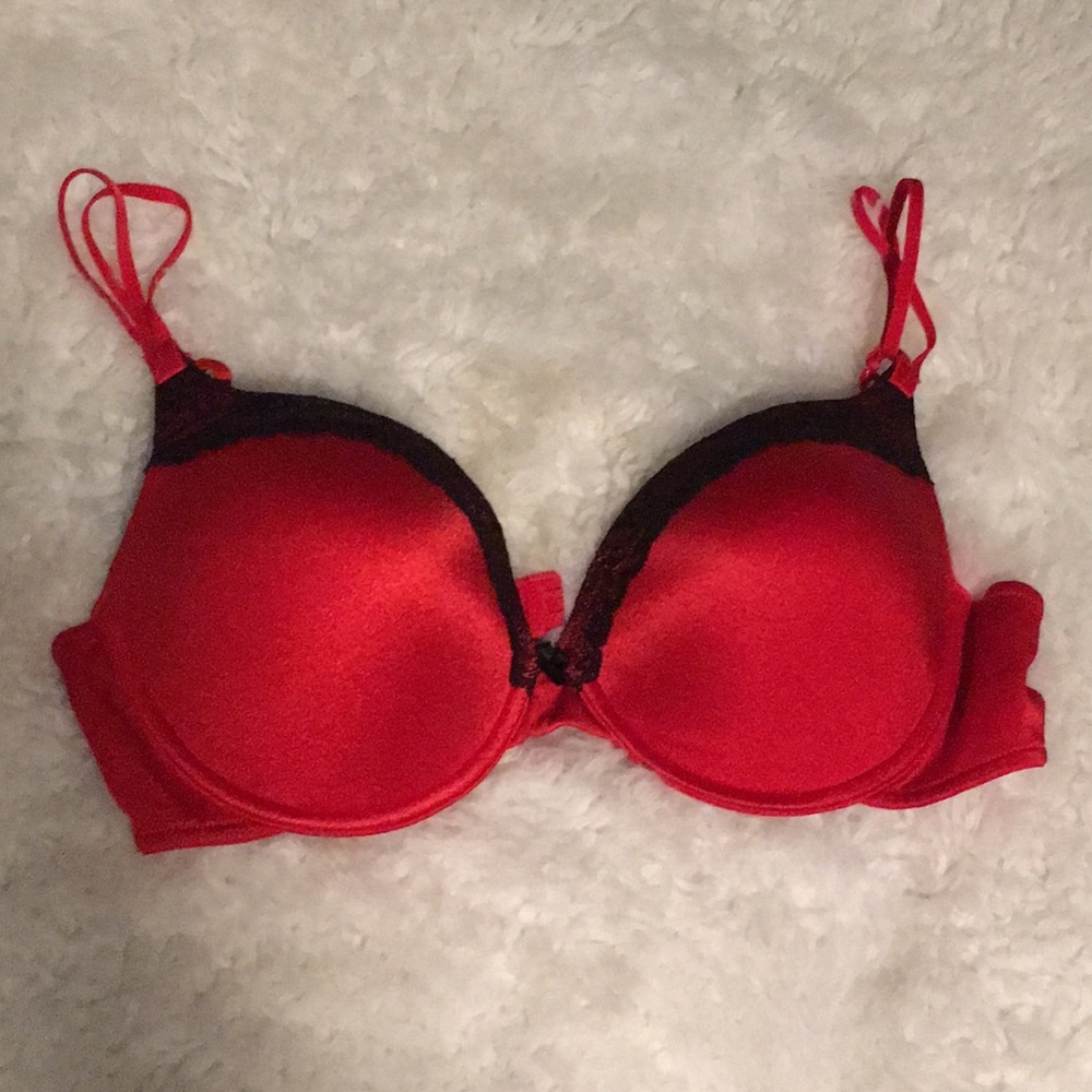 Vassarette lingerie bra size 38C